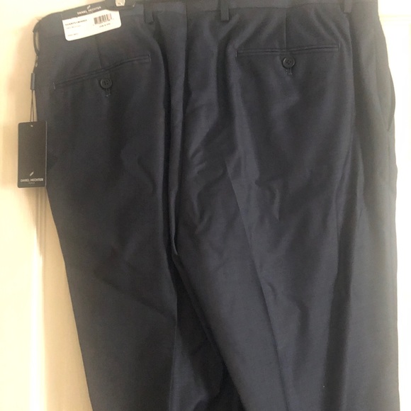 Brand new men’s Daniel Hechter suit. - Picture 6 of 8